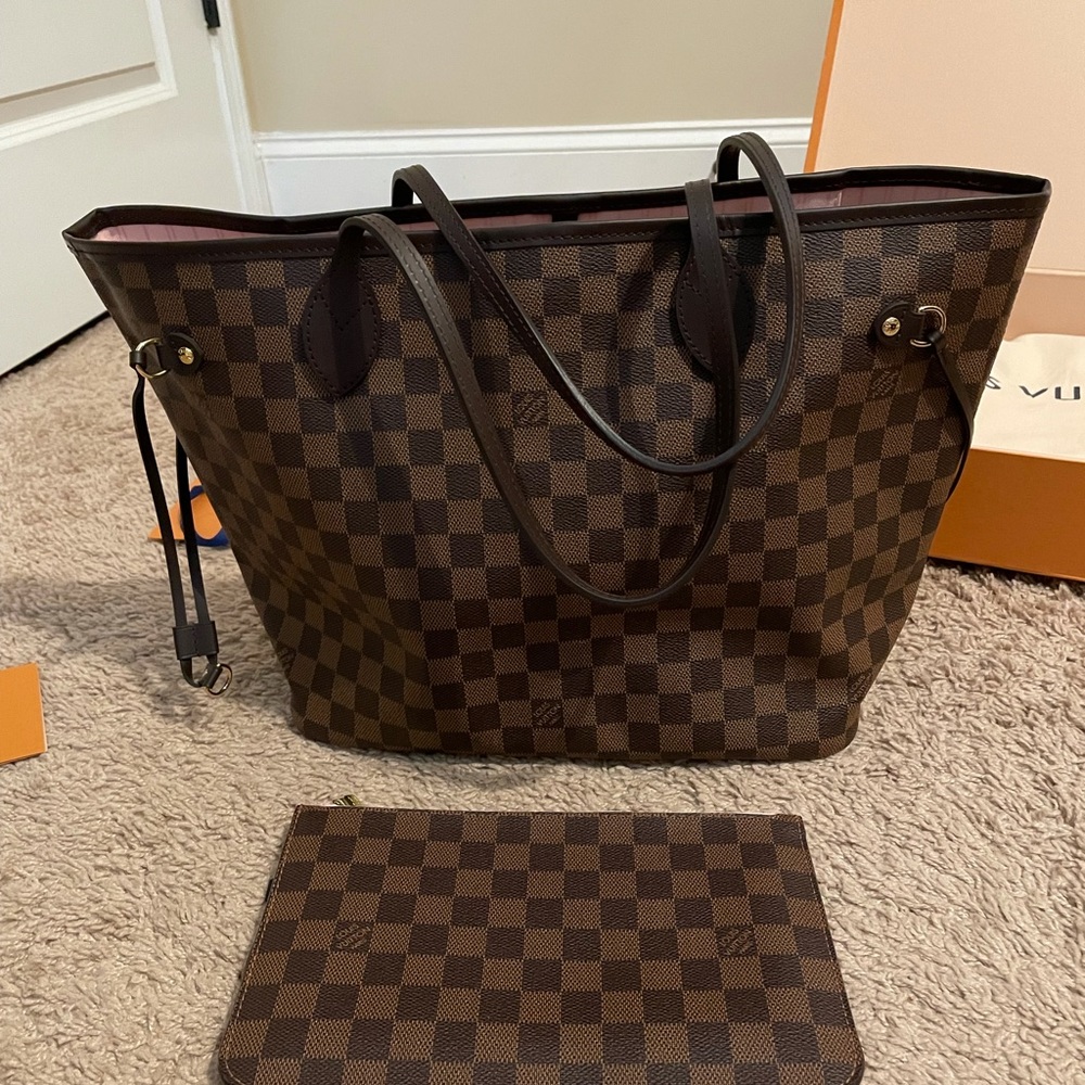Louis Vuitton Neverfull MM